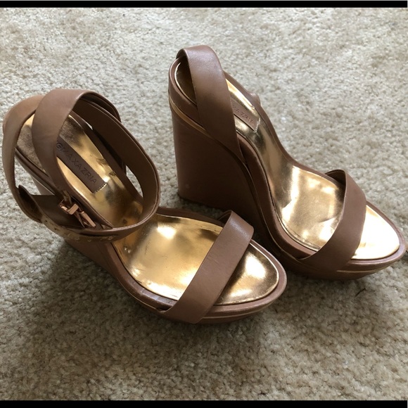 BCBG Shoes - Picture 2 of 4